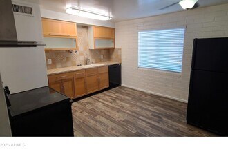 11334 W Duluth Ave in Youngtown, AZ - Building Photo - Building Photo