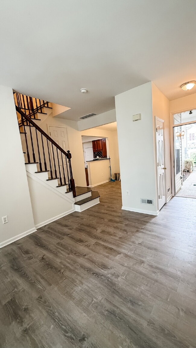 29 Sutton Ct in Pennington, NJ - Building Photo - Building Photo