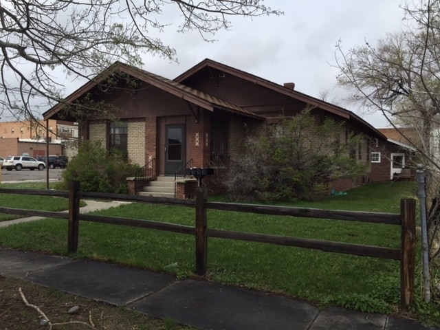116 N 5th St E in Riverton, WY - Building Photo