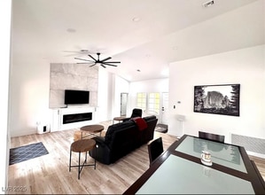 9053 Firebird Dr in Las Vegas, NV - Building Photo - Building Photo