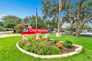 Oak Meadow Apartments