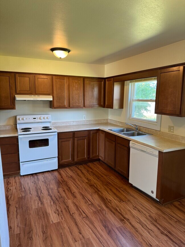 6425 Lake Michigan Dr Rentals in Allendale, MI