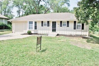 6006 E 96th St in Kansas City, MO - Building Photo - Building Photo