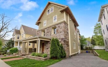 21 Dorr St, Unit C in Boston, MA - Building Photo - Building Photo