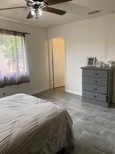 266 Manzanita Dr in Oceanside, CA - Building Photo - Building Photo