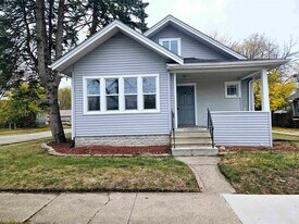 1523 Price St in Rockford, IL - Building Photo