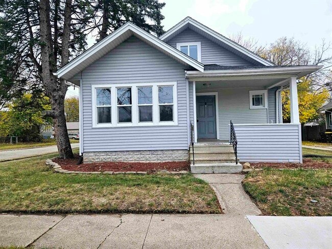 property at 1523 Price St