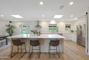 2226 E Fairmount Ave in Phoenix, AZ - Building Photo