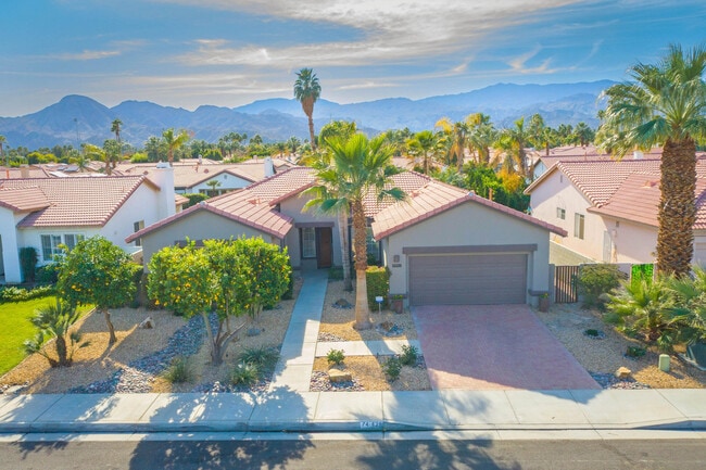 74629 Lavender Way in Palm Desert, CA - Building Photo - Building Photo