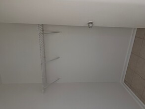 6919 N Sheridan Rd in Chicago, IL - Building Photo - Building Photo