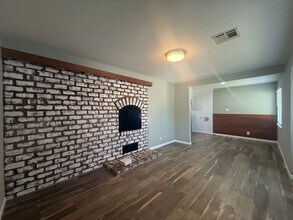 37938 Palm Vista Ave in Palmdale, CA - Building Photo - Building Photo