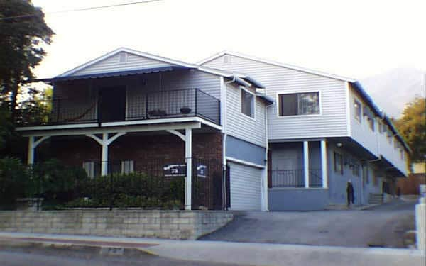 Raintree Apartments in Sierra Madre, CA - Building Photo