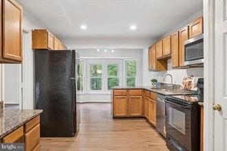 12540 Cavalier Dr in Woodbridge, VA - Building Photo - Building Photo