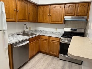 604 Stony Way in Norristown, PA - Building Photo - Building Photo