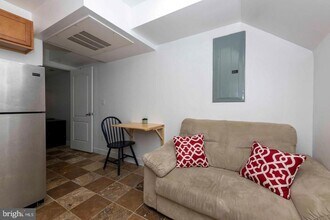 514 Hobart Pl NW in Washington, DC - Building Photo - Building Photo