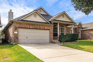 78 Dawns Edge in Montgomery, TX - Building Photo