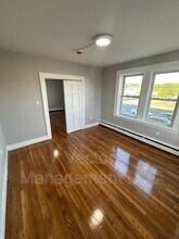 1160 Dixwell Ave in Hamden, CT - Building Photo - Building Photo