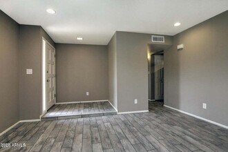 8335 E Vista Dr in Scottsdale, AZ - Building Photo - Building Photo