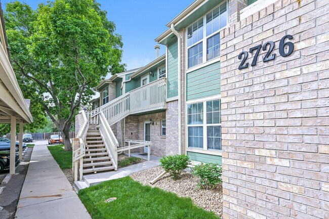 2726 E Otero Pl in Centennial, CO - Building Photo - Building Photo
