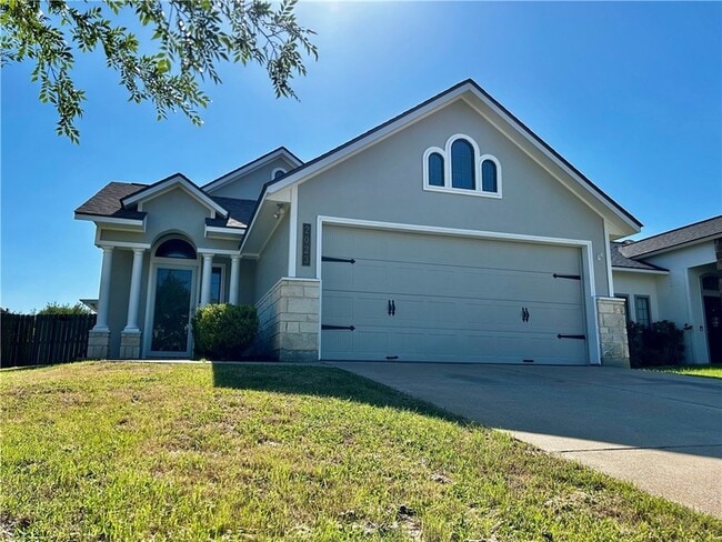 property at 2023 Turning Leaf Dr