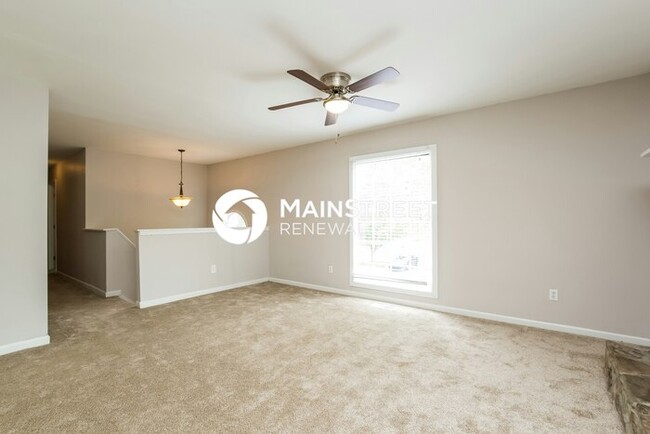 41 Indian Trail Ln in Powder Springs, GA - Building Photo - Building Photo