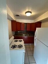 6412 S Loomis Blvd in Chicago, IL - Building Photo - Building Photo