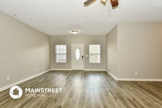7742 Sawyer Brown Rd in Nashville, TN - Building Photo - Building Photo