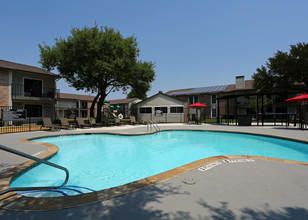 The Creek On Calloway in Fort Worth, TX - Building Photo - Building Photo