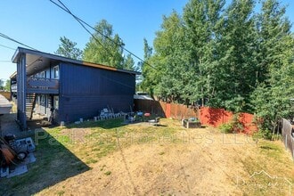 1807 W 36th Ave in Anchorage, AK - Building Photo - Building Photo