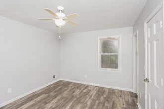 140 Little Hampton Dr in Irmo, SC - Building Photo - Building Photo