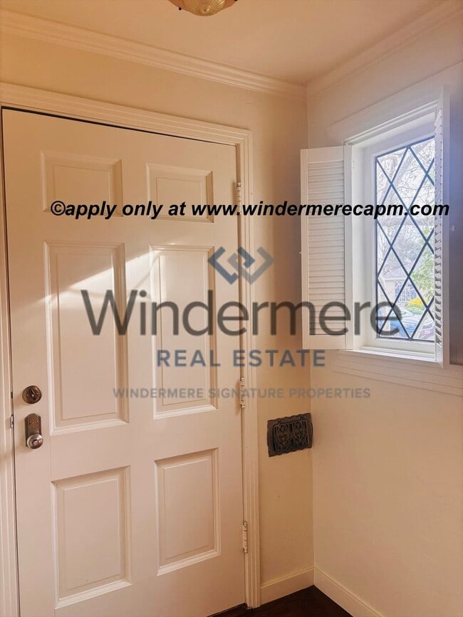 1613 4th Ave in Sacramento, CA - Building Photo - Building Photo