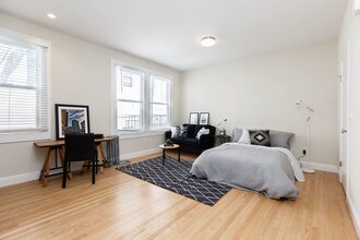 634 Powell in San Francisco, CA - Foto de edificio - Building Photo