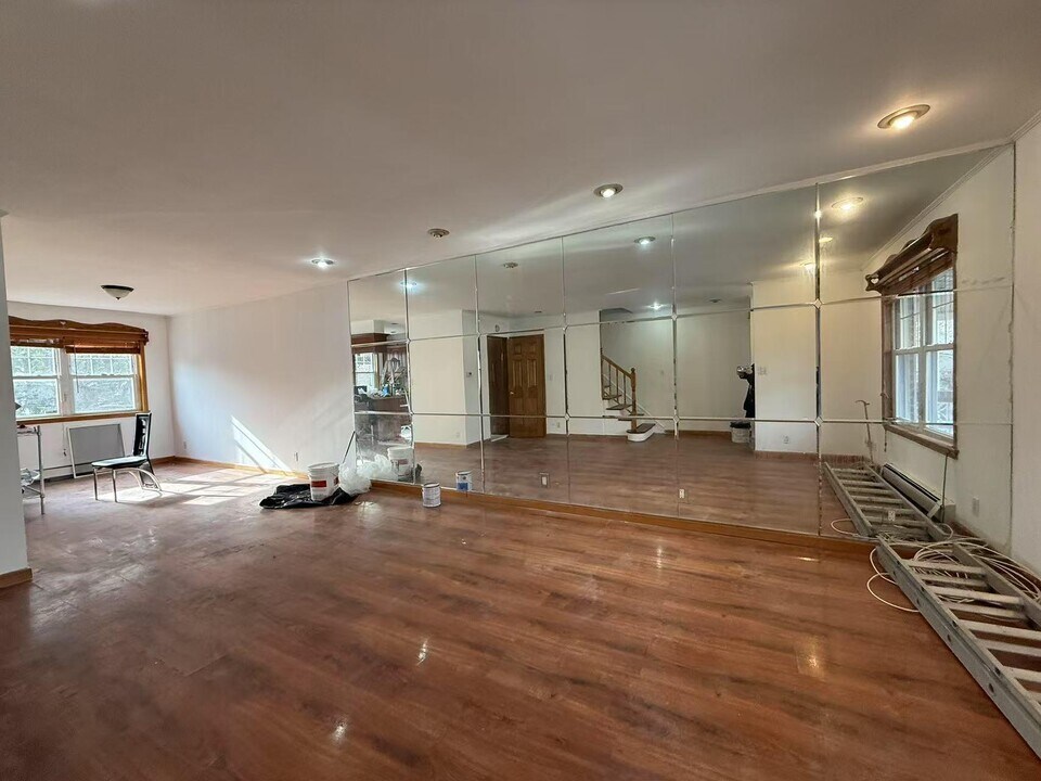 12-06 117th St in Queens, NY - Building Photo