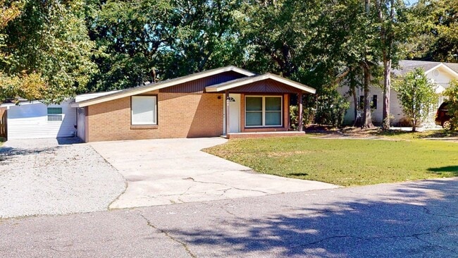 4403 Ventura Dr in North Charleston, SC - Building Photo - Building Photo