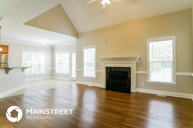 2010 Wild Iris Dr in Zebulon, NC - Building Photo - Building Photo