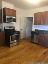 270 Bowdoin St in Boston, MA - Building Photo