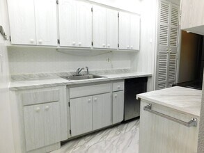 173 Kennedy Dr in Bridgeport, CT - Building Photo - Building Photo