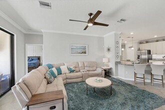 11408 Autumn Leaf Wy in Bradenton, FL - Building Photo - Building Photo