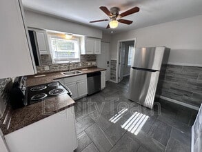 7005 La Boiteaux Ave in Cincinnati, OH - Building Photo - Building Photo