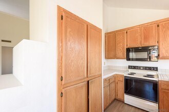 7260 Calle Cristobal in San Diego, CA - Building Photo - Building Photo