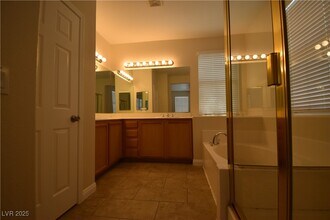 4320 Hera Temple Ave in North Las Vegas, NV - Building Photo - Building Photo