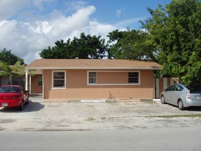 2675 SW 6th Ct in Fort Lauderdale, FL - Building Photo - Building Photo