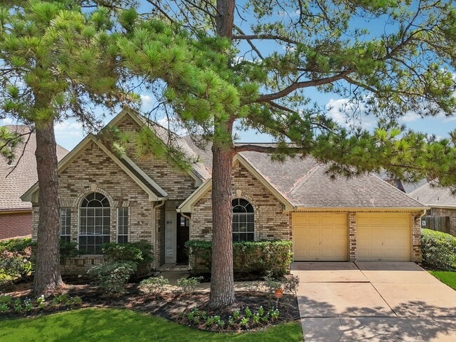 property at 1322 W Forest Dr