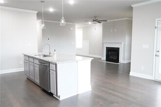 2005 Manor Pointe Dr in Cumming, GA - Building Photo - Building Photo