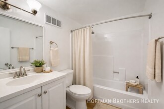 2485 Sawtelle Blvd, Unit 105 in Los Angeles, CA - Building Photo - Building Photo