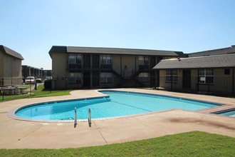 Brickell Apartments in Oklahoma City, OK - Building Photo - Building Photo