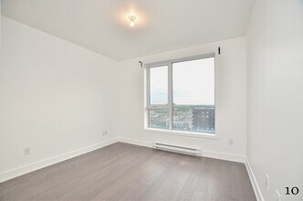 1400 Rue Lucien-Paiement in Laval, QC - Building Photo - Building Photo