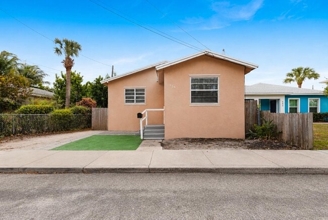 property at 534 21st St