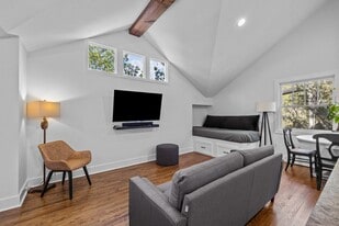 724 Walnut Ave in Charlotte, NC - Building Photo