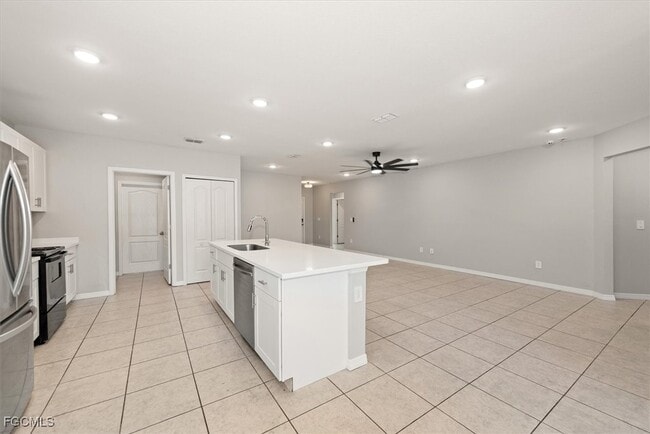 2612 51st St SW in Lehigh Acres, FL - Building Photo - Building Photo